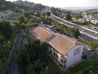 Szálloda Ibis Budget Cannes Mougins